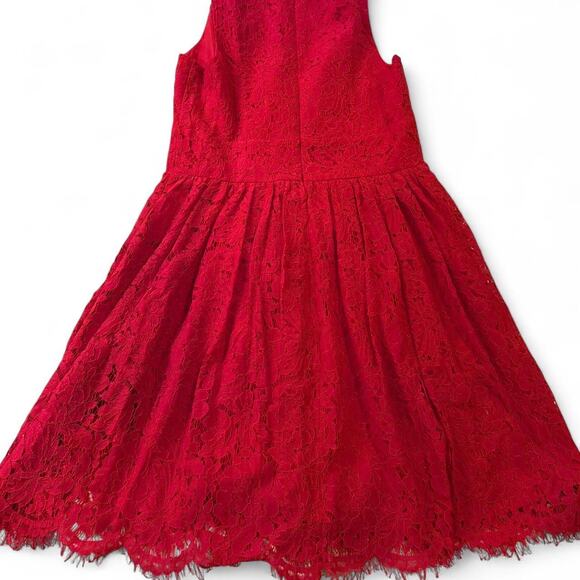 Lulus red lace medium - Picture 3 of 3